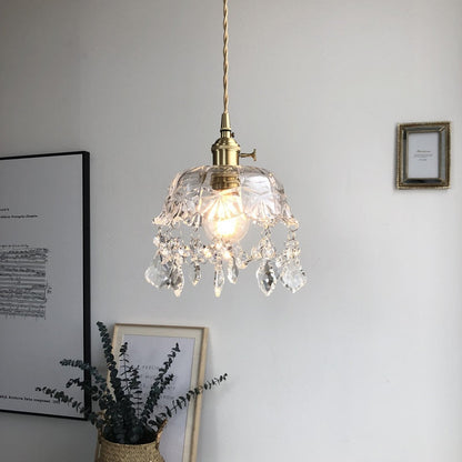Finn Kristall Pendellampa - Elegant hängande lampa med transparenta kristaller, Högkvalitativ kvalitet, Stilfull belysning