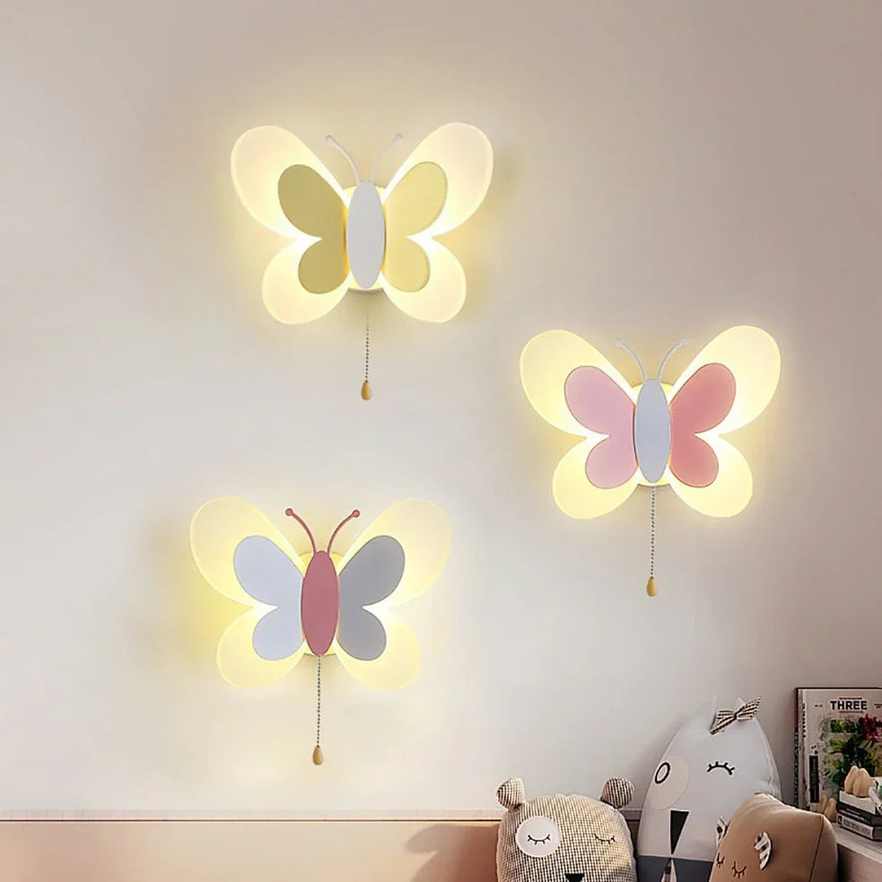 LED-vägglampa med fjärilsmotiv – Dekorativ belysning för bostadsutrymmen