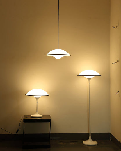 AuraForm - Elegant Bordslampa med Unik Design