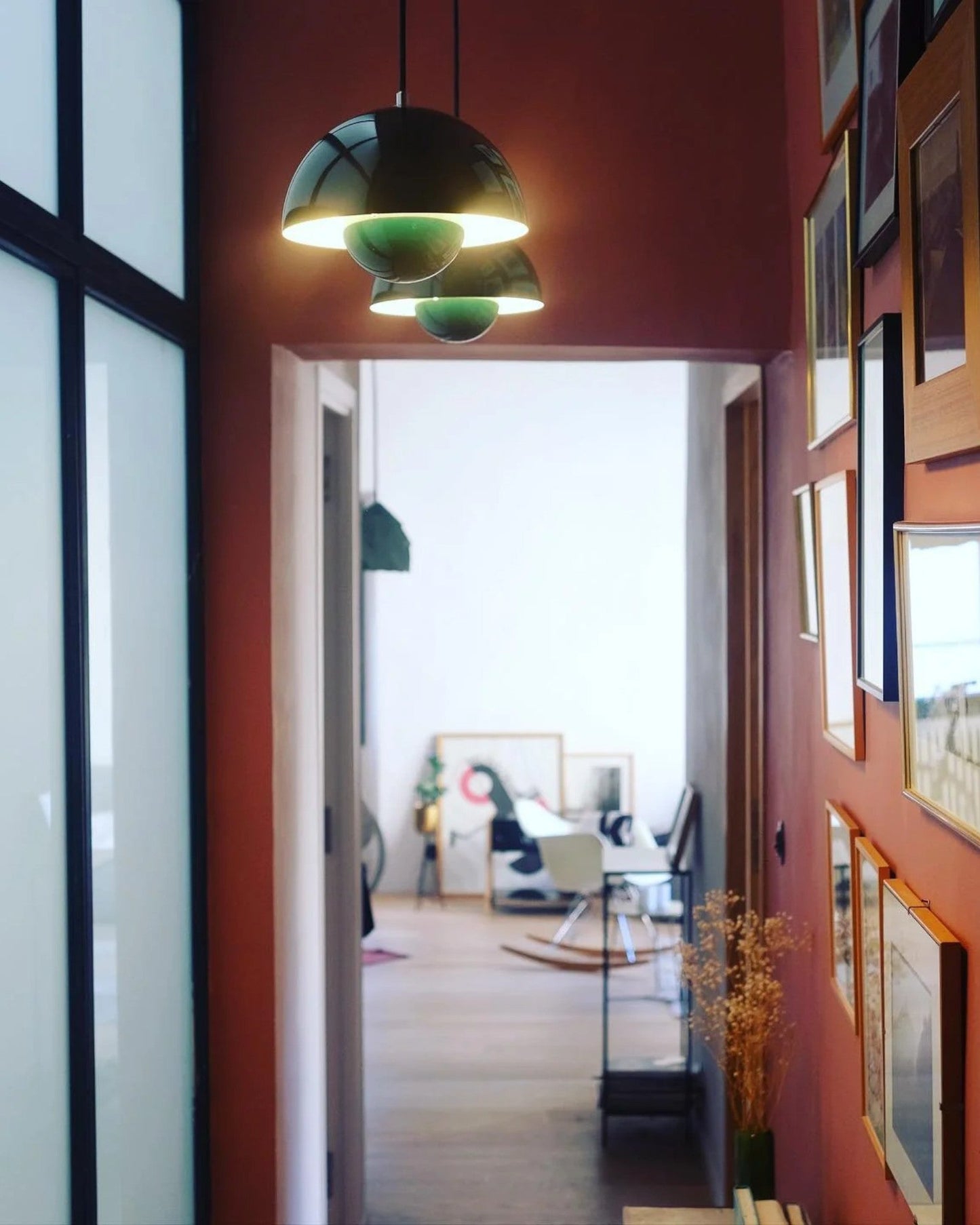 Carvallo – Ø23cm Taklampa med Justerbar 2m Sladd och Varm Vit Ljus