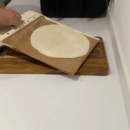 Luxora Skjutbar Pizzaspade – Enkelt Överföring &amp; Servera Din Pizza