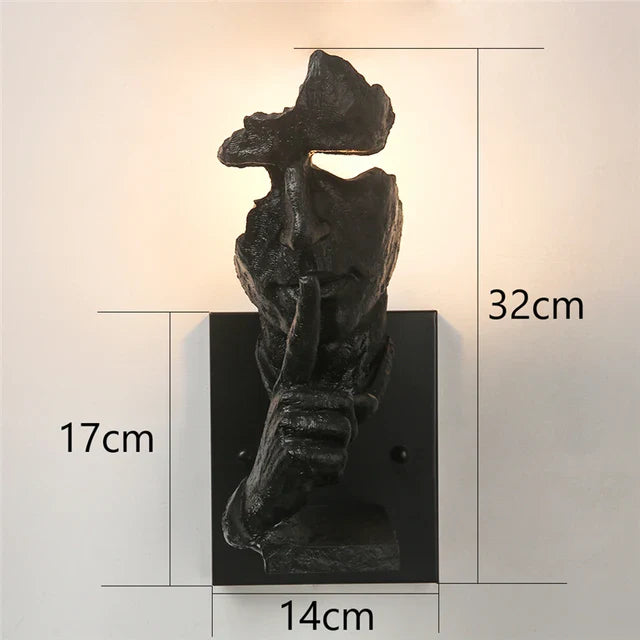 GoldenGaze - Modern Art Deco Vägglampa med Guld Ansiktsdesign