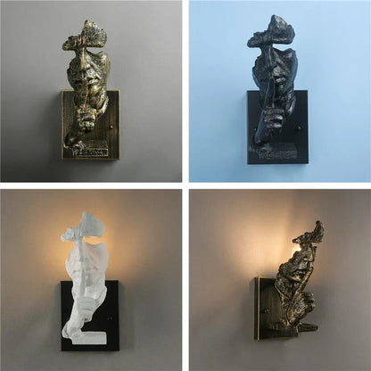 GoldenGaze - Modern Art Deco Vägglampa med Guld Ansiktsdesign