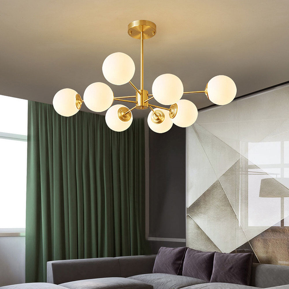 Lyxig Guld Kandelaber | Elegant Messingsbelysning för Sovrum | Intrikat Design | E27 Lampa Bas