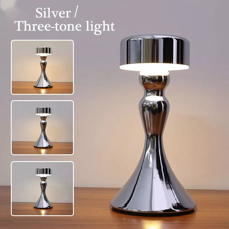 Luxe Trådlös Bordslampa med Gyllene Ytbehandling