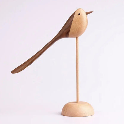 NordBird – Skandinavisk fågelskulptur med balanserad form och minimalistisk elegans