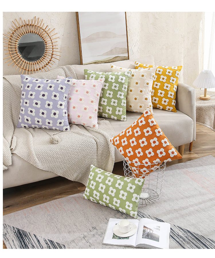 Carvallo – Broderad Ländkuddeöverdrag med Lekfulla Margueriter