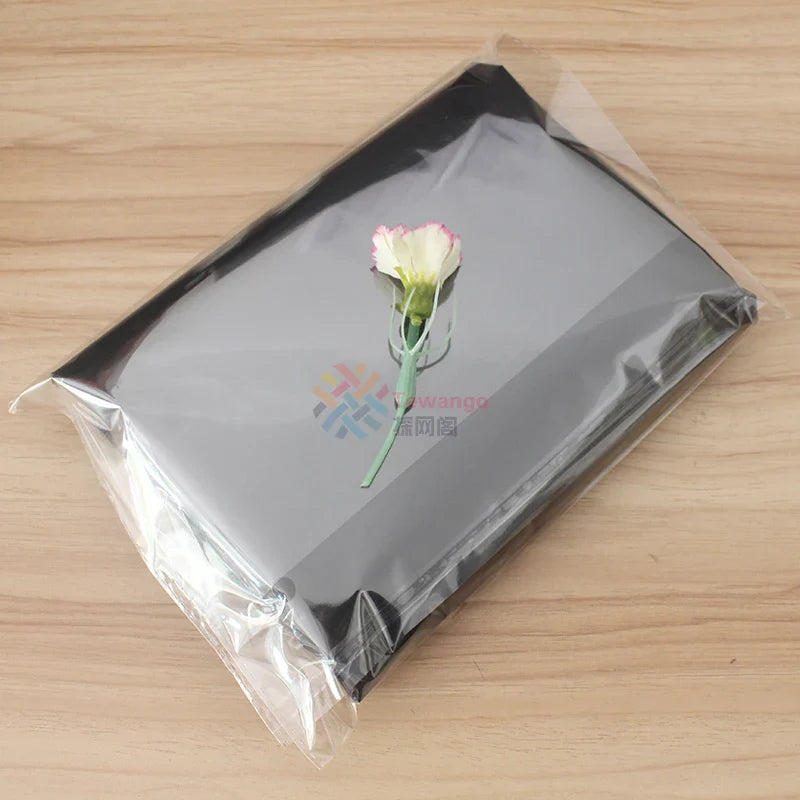 Carvallo Perforerad Agrarfolie av PE | 95 cm Bredd | För grönsaksodling & fuktskydd | Värme- & tillväxtfrämjande