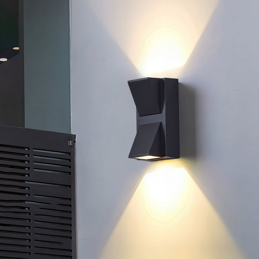 Banks - Dual Head Up/Down Svart LED Vägglampa Utomhus