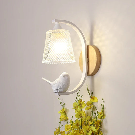 NordicBird - Modern vägglampa med fågeldesign för sovrum och vardagsrum