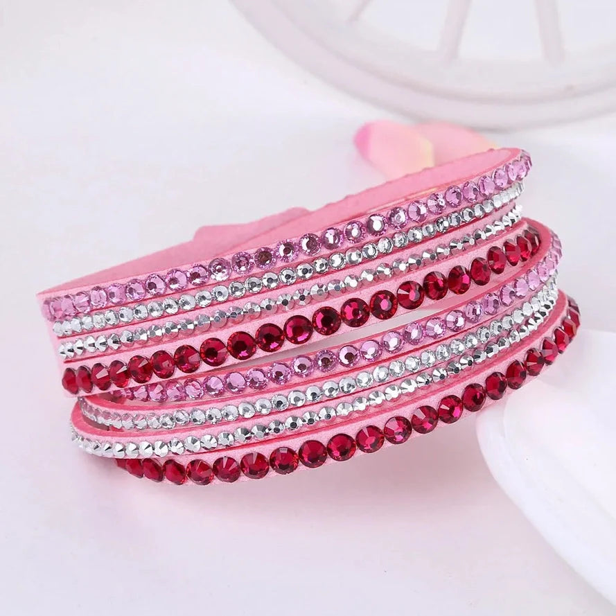 Armband för kvinnor svart kristall svepdesign