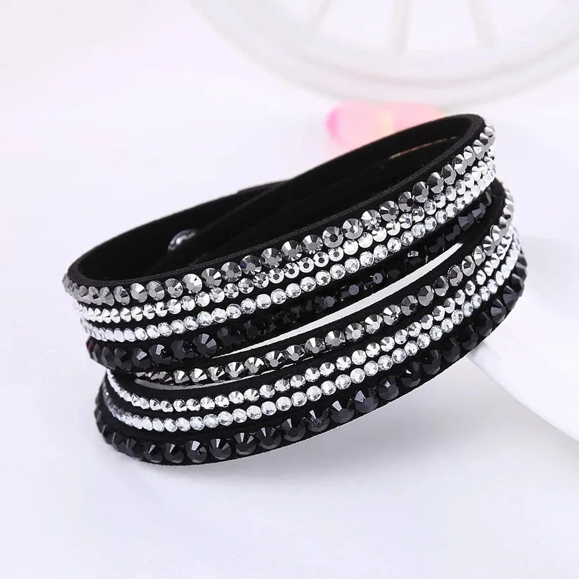 Armband för kvinnor svart kristall svepdesign