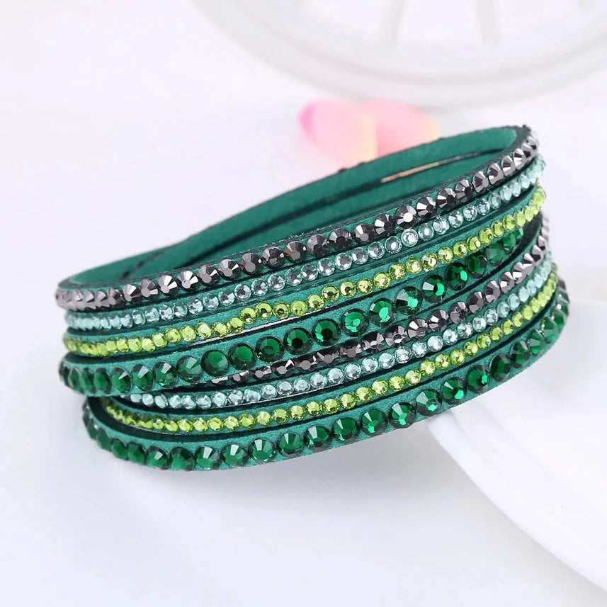 Armband för kvinnor svart kristall svepdesign