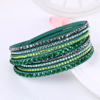 Armband för kvinnor svart kristall svepdesign