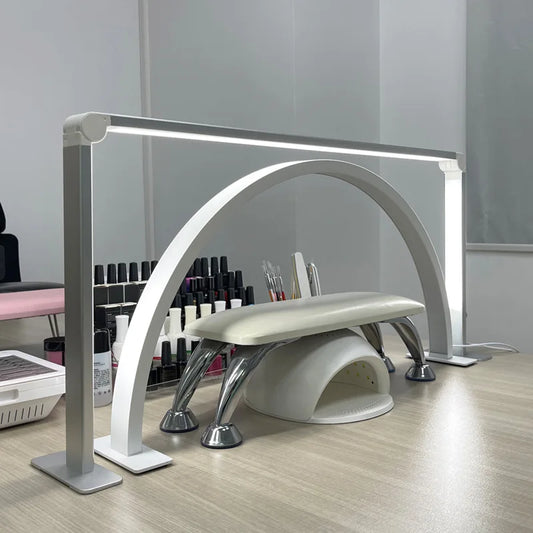 LunaGlow – Halvmåne LED Bordslampa för Kontor och Nagelstudio Belysning