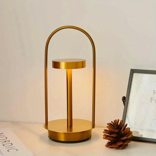 Carvallo - Bärbar vintage bordslampa med läckert design