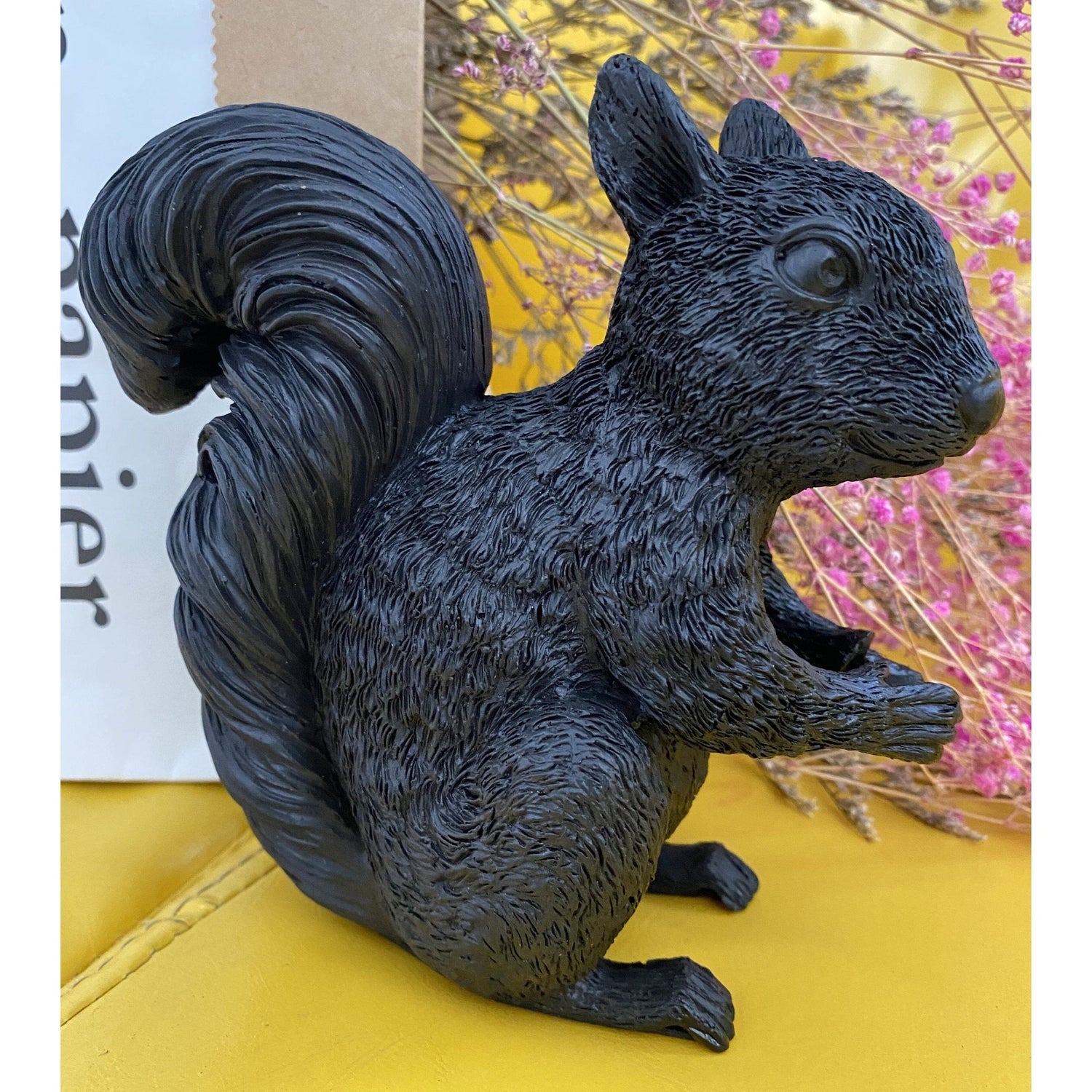 SquirrelGlow LED Bordsdesk | Söt Design &amp; Varm Ljus för Barn/Rum