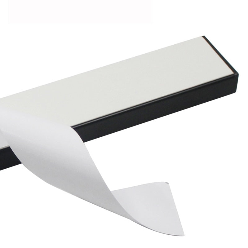 Carvallo – Modern väggfäste för knivar och köksredskap gjort av rostfritt stål med starka magneter