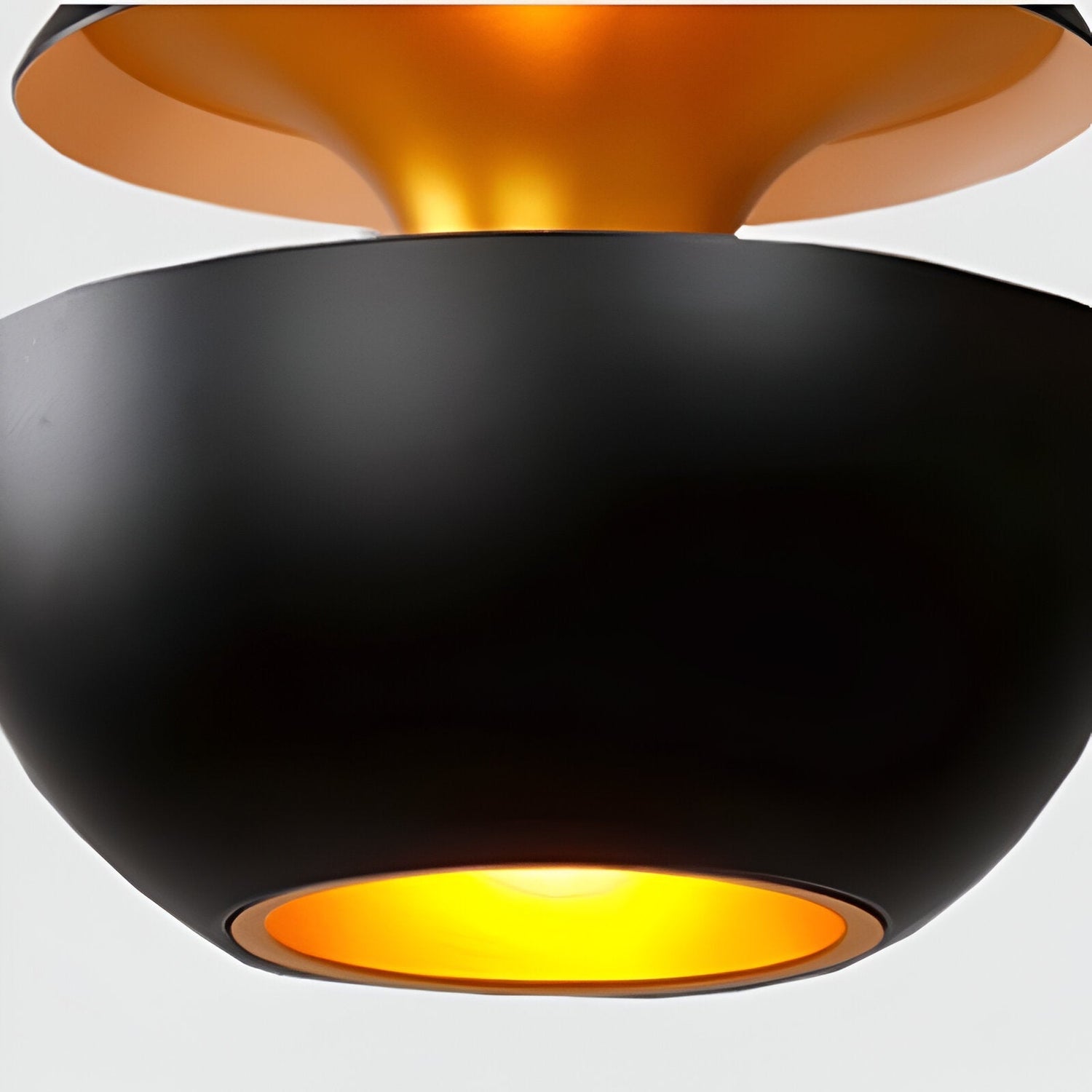 AppleGlow Taklampa – Konstnärlig E27 Taklampa i svart-vitt med solsdesign