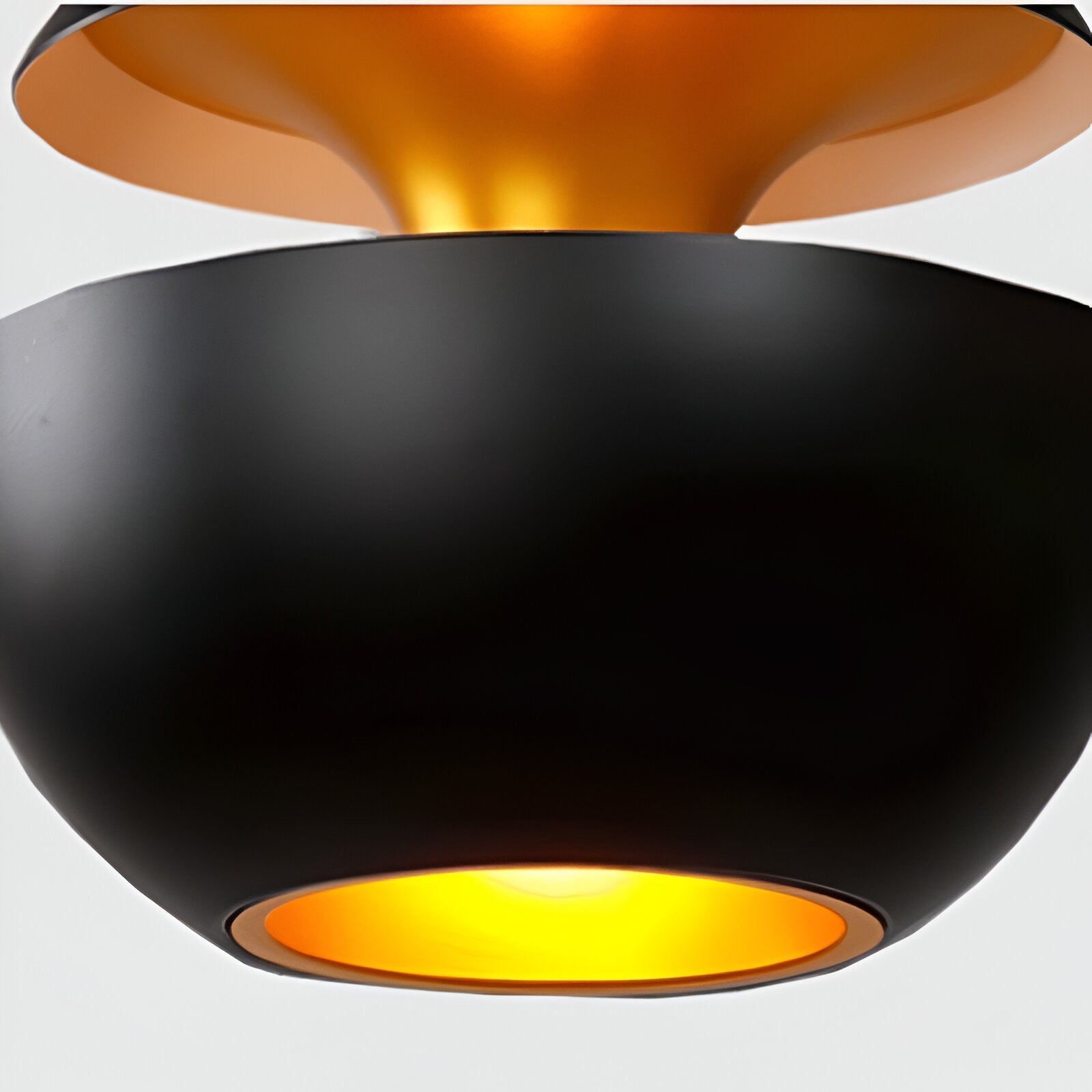 AppleGlow Taklampa – Konstnärlig E27 Taklampa i svart-vitt med solsdesign