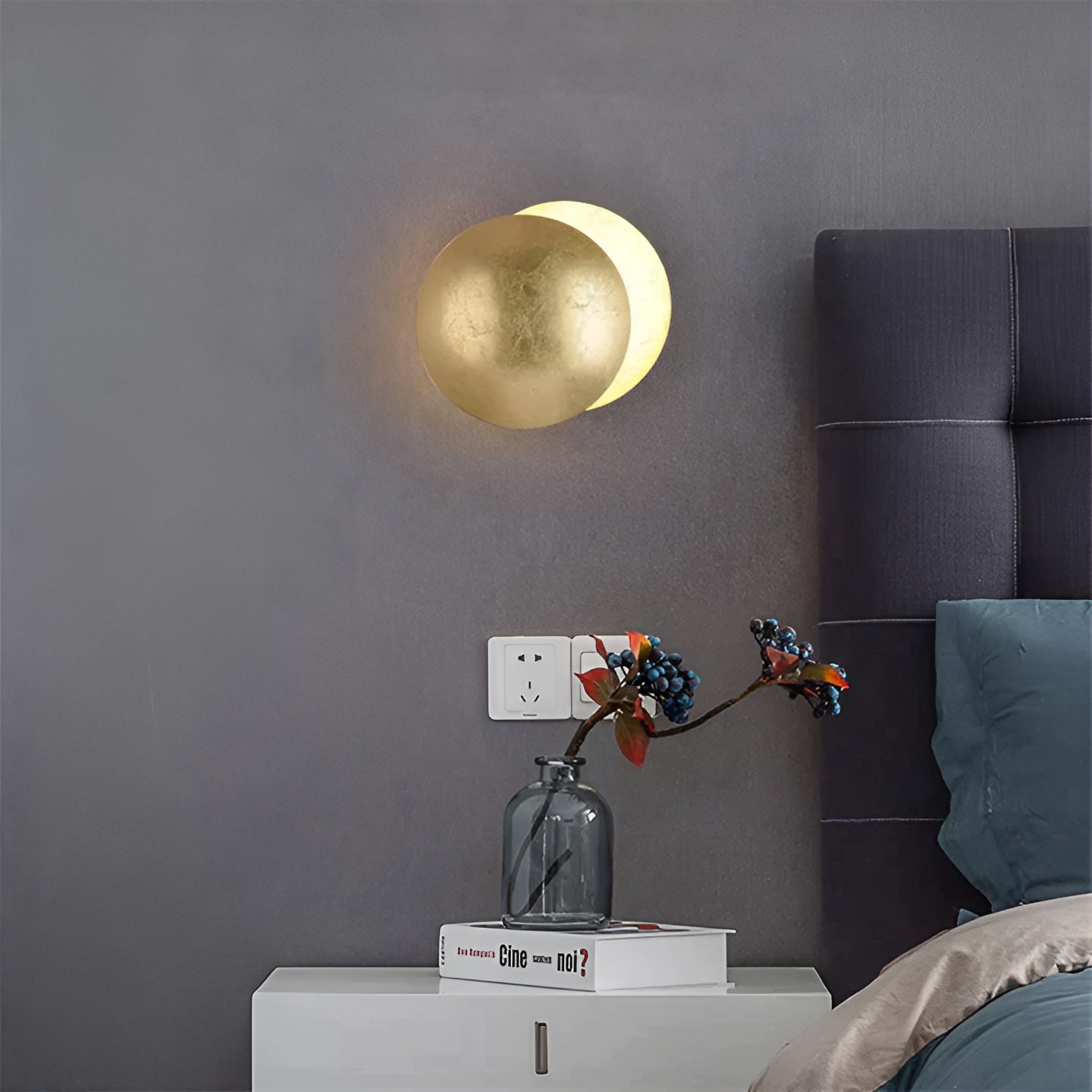 Lunara Halo | 360° roterbar LED-vägglampa med ambient ljus