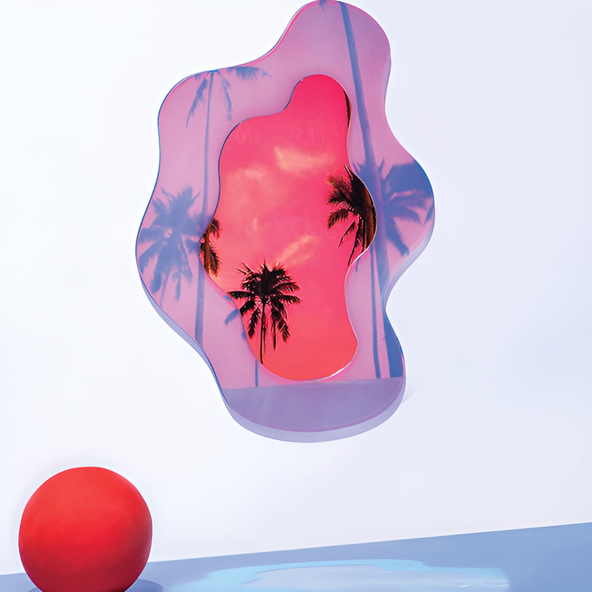 ReflectaForm – Geometrisk spegel med modern layout och konstnärliga vinklar