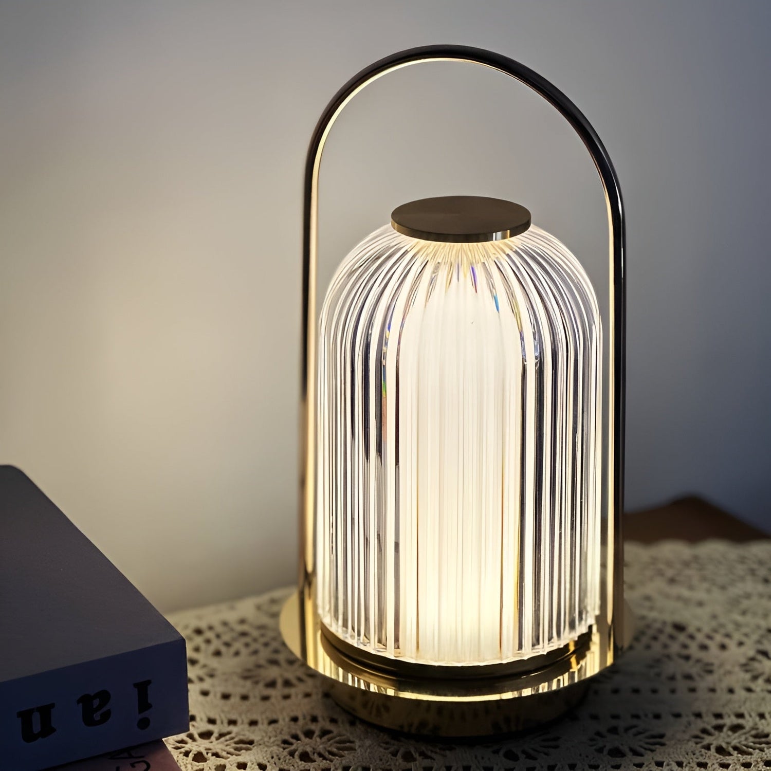 LumaLite Bärbar Akryl Bordslampa - Idealisk lampa för camping och hemmabruk med touchkontroll
