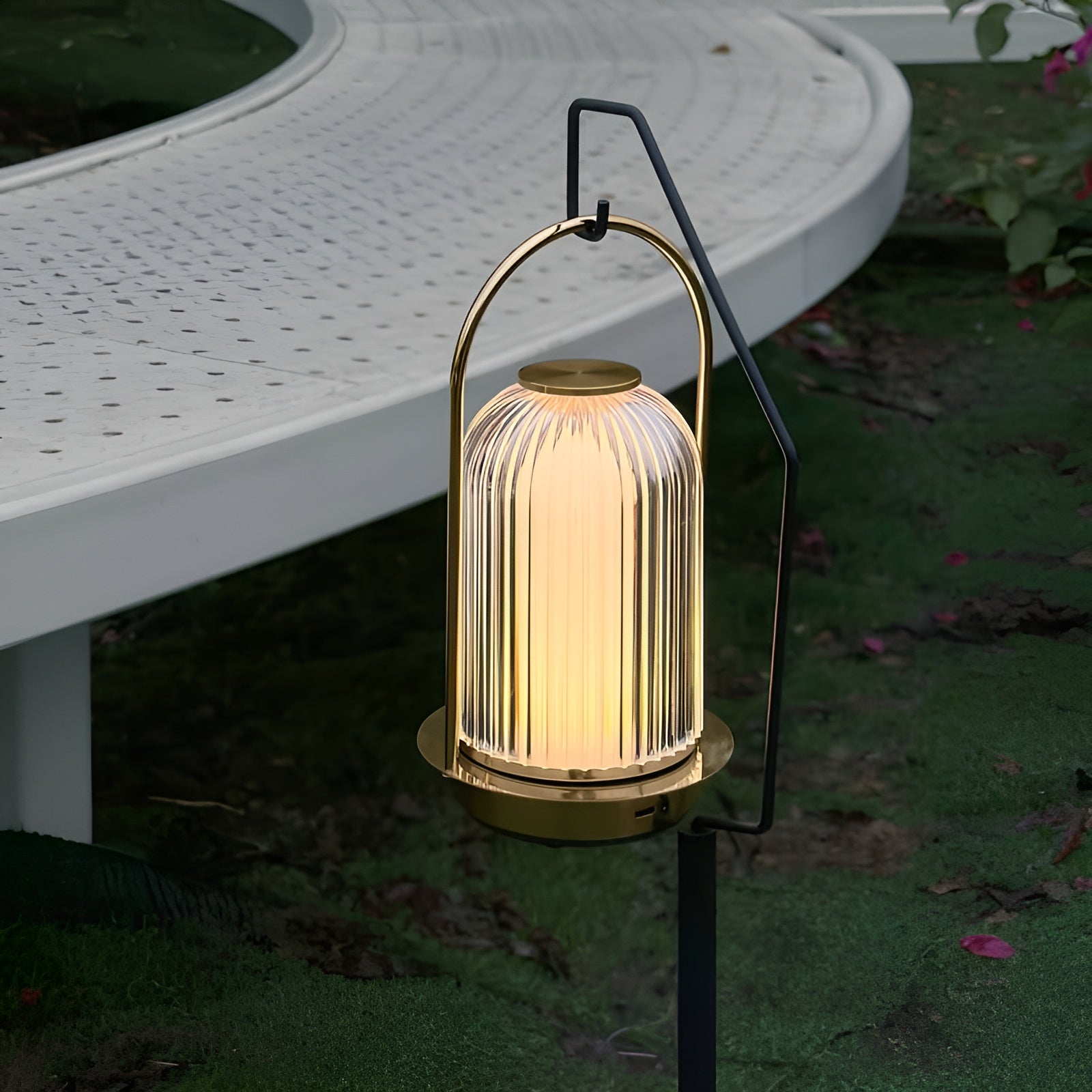 LumaLite Bärbar Akryl Bordslampa - Idealisk lampa för camping och hemmabruk med touchkontroll