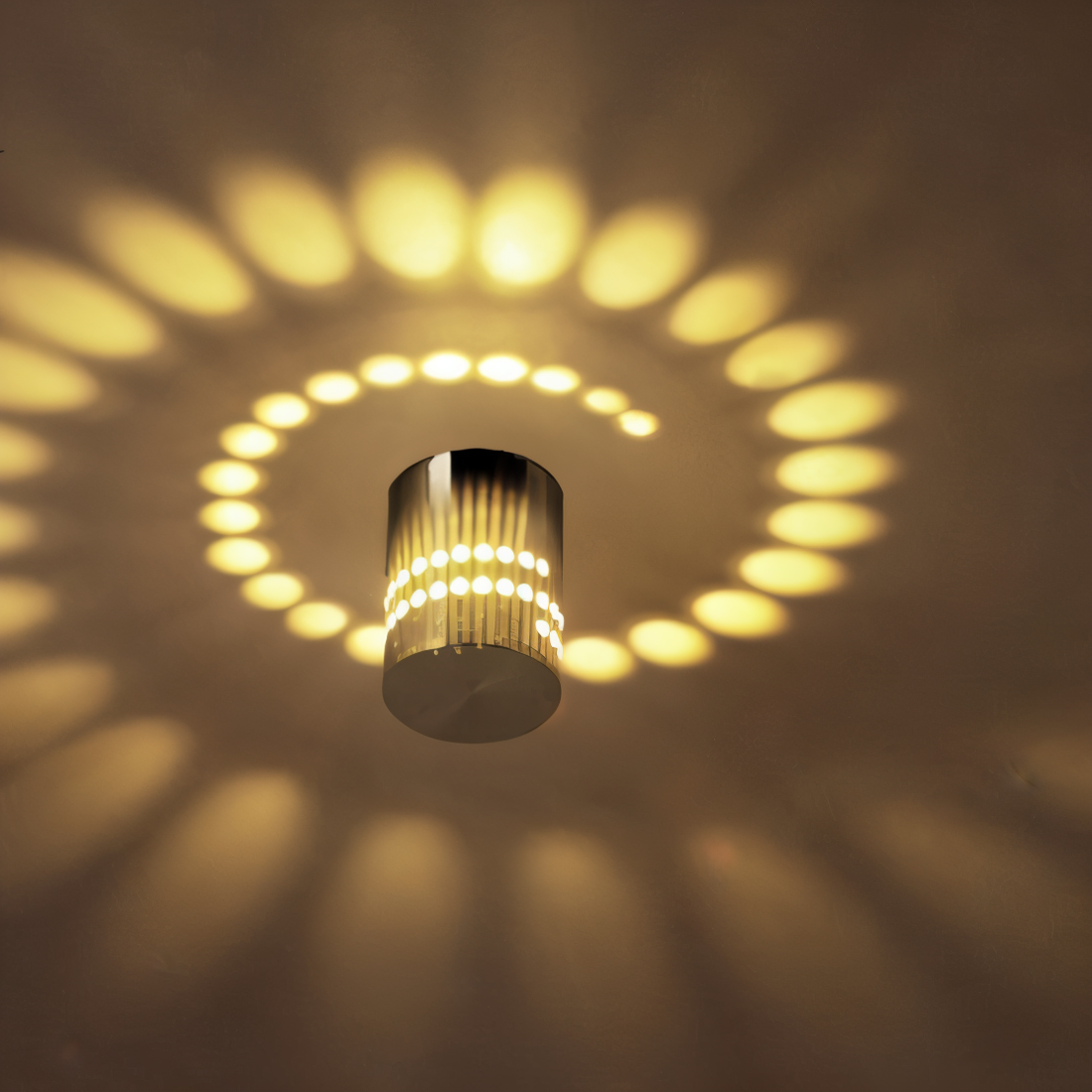Lythera | Cylindrisk LED Vägglampa med färgad spiralbelysning