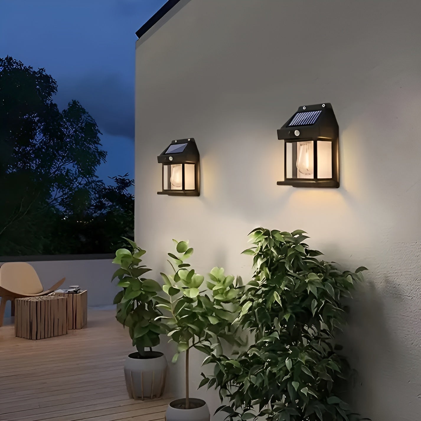 LumeXcel - Modern Solarvägglampa med Rörelsesensor