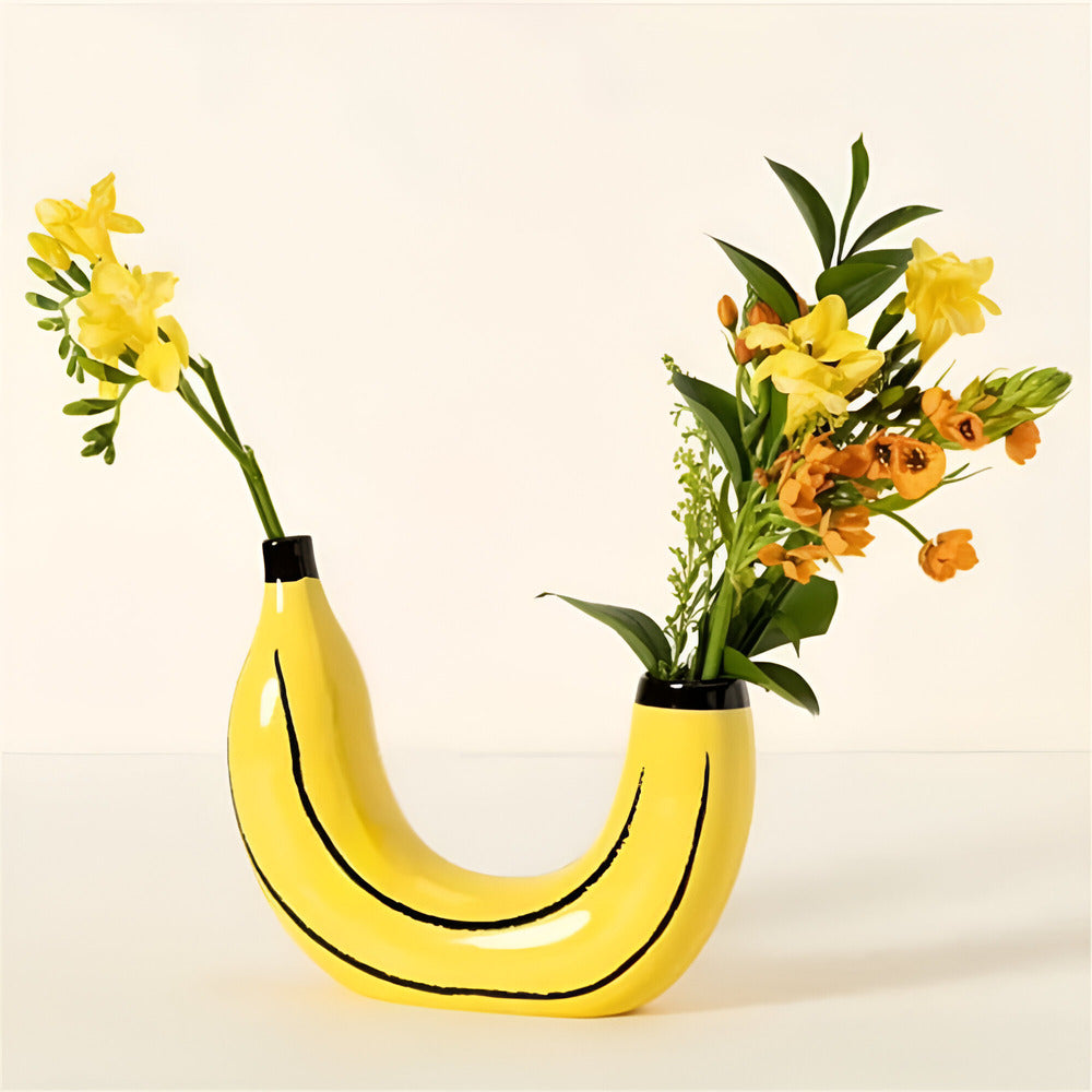 Carvallo – Modern bananformad vas med elegant design för lekfull och konstnärlig heminredning