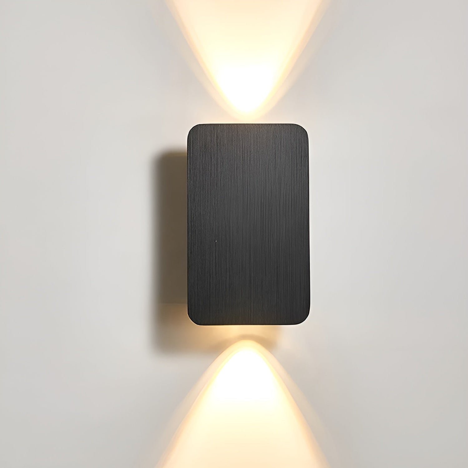 GlowForm Mini | Rektangulär LED-vägglampa i minimalistisk stil för varm atmosfär