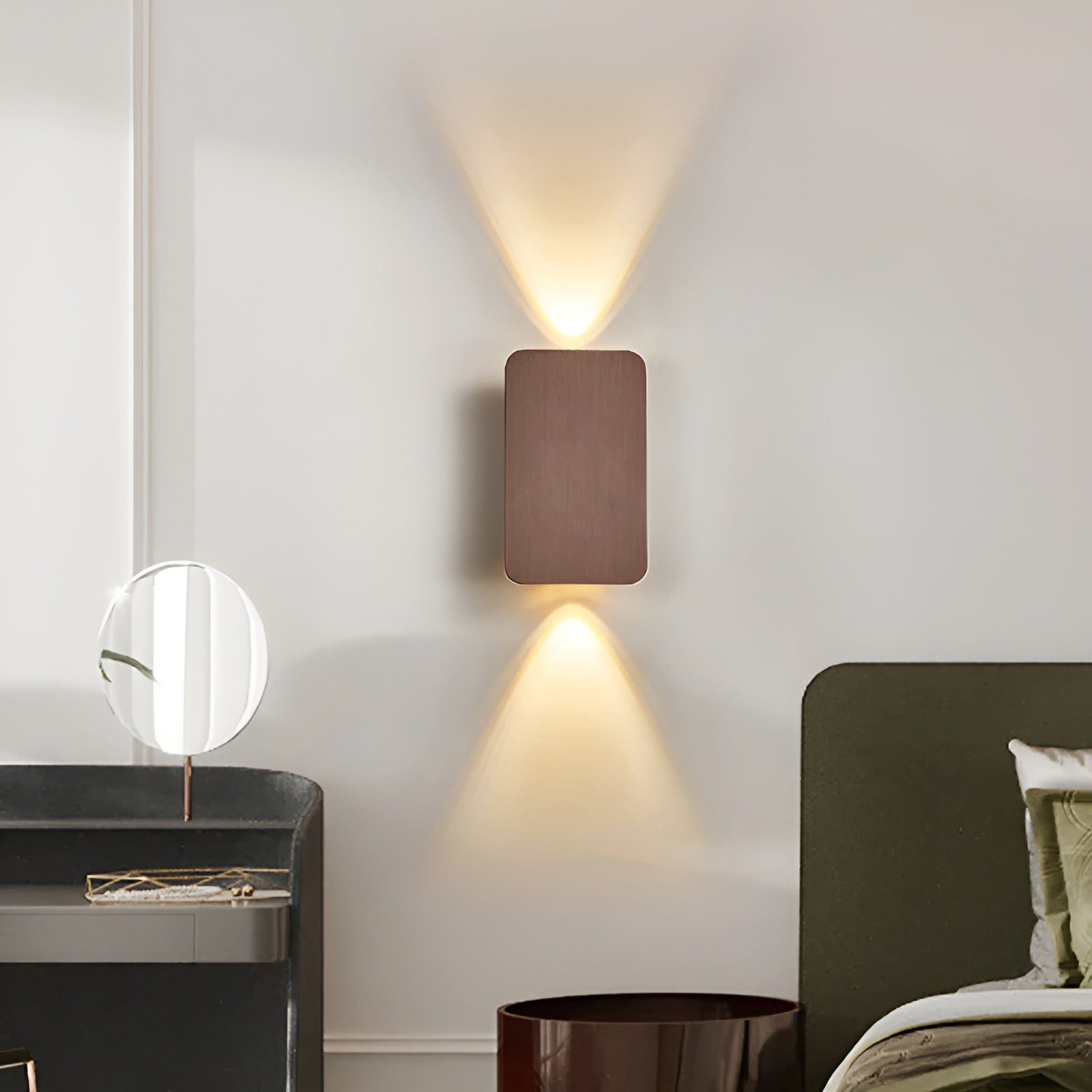 GlowForm Mini | Rektangulär LED-vägglampa i minimalistisk stil för varm atmosfär