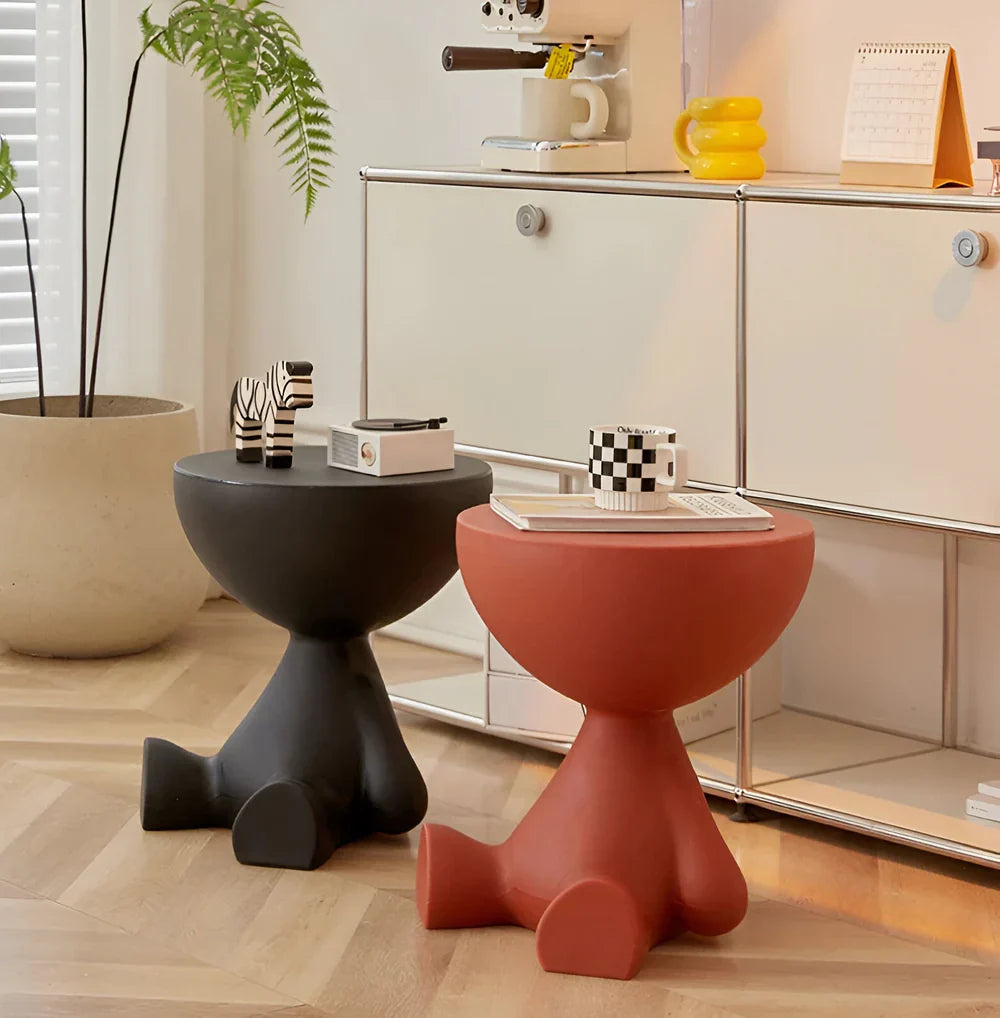 Carvallo – Runt sidobord med modern design och multifunktionell användning