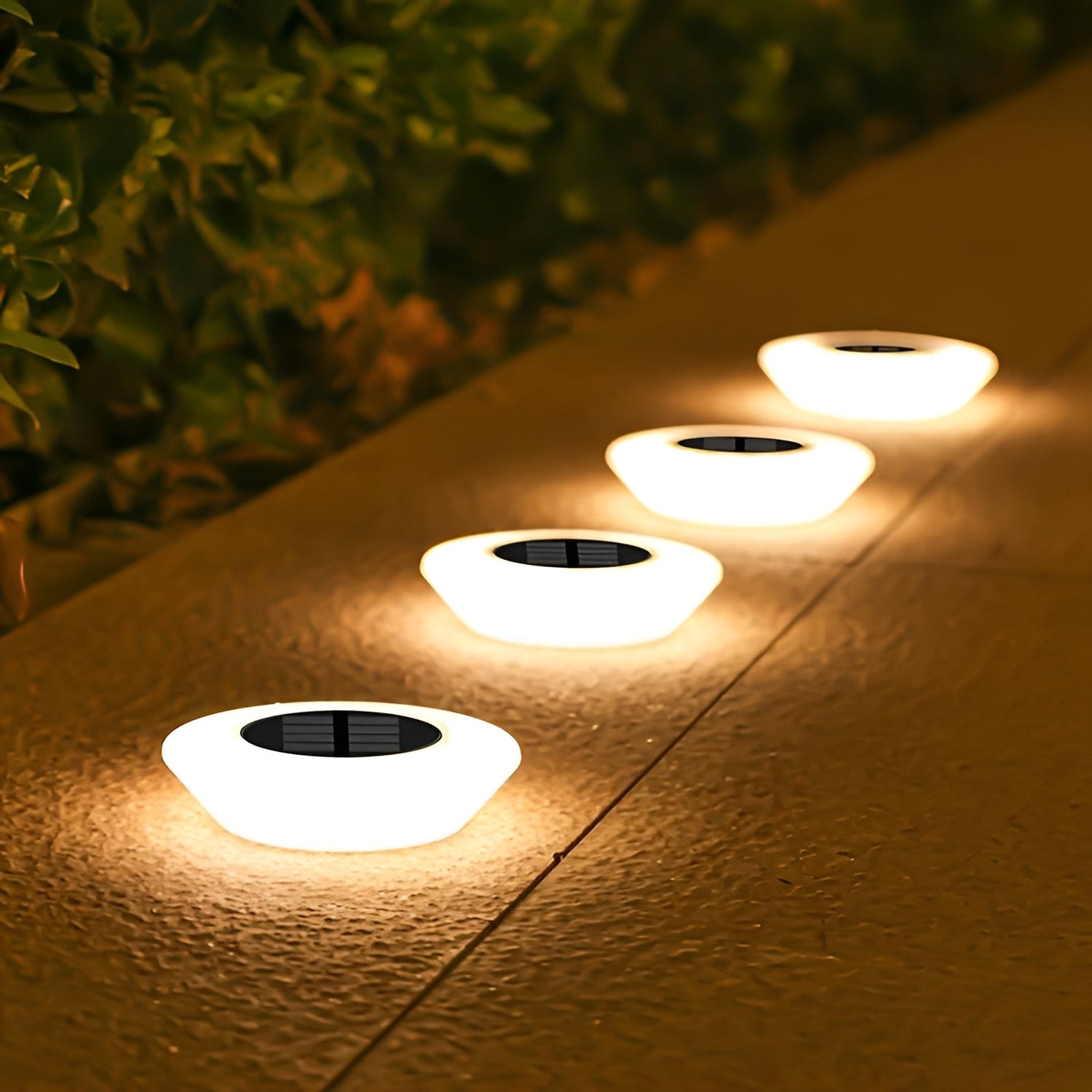LumiPath Nova | Solarbetsrad LED Trädgårdslampa för stilfull utomhusbelysning
