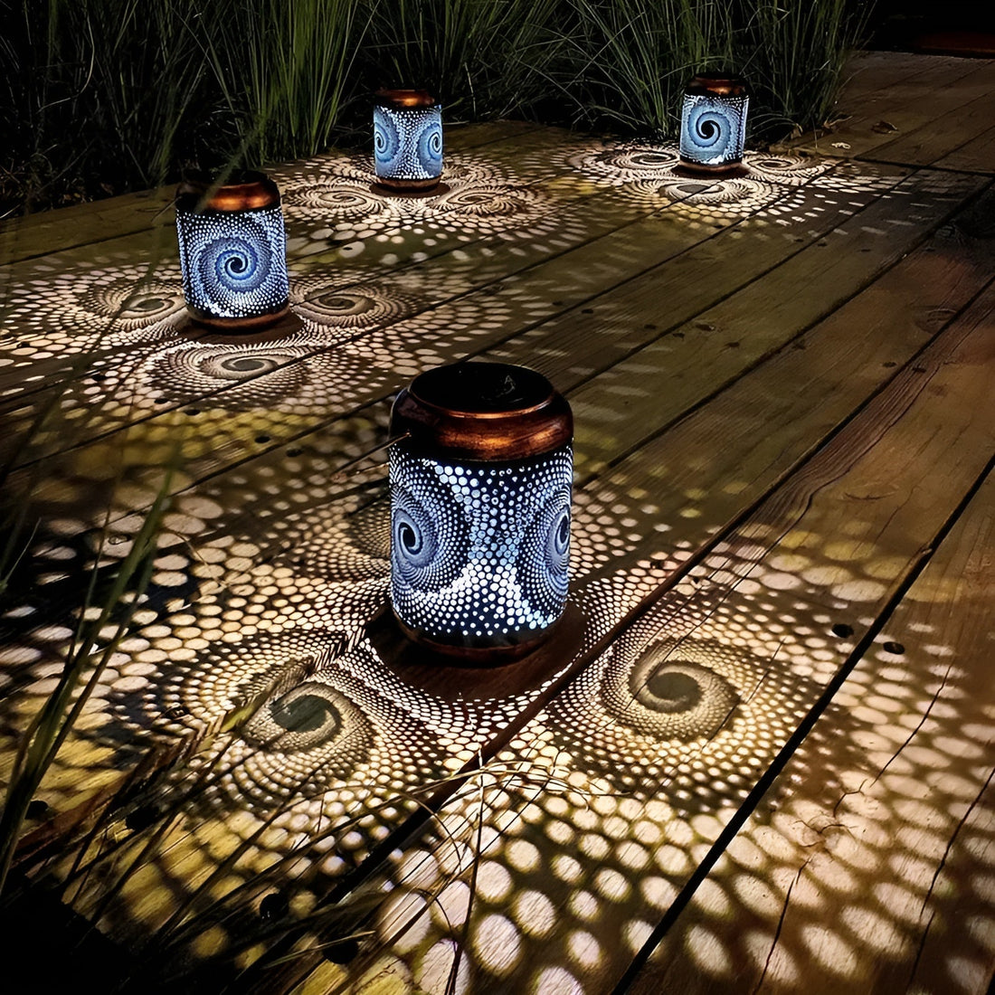 SpinSphere - Solprojektorlampa med Spiraleffekt för Utomhus
