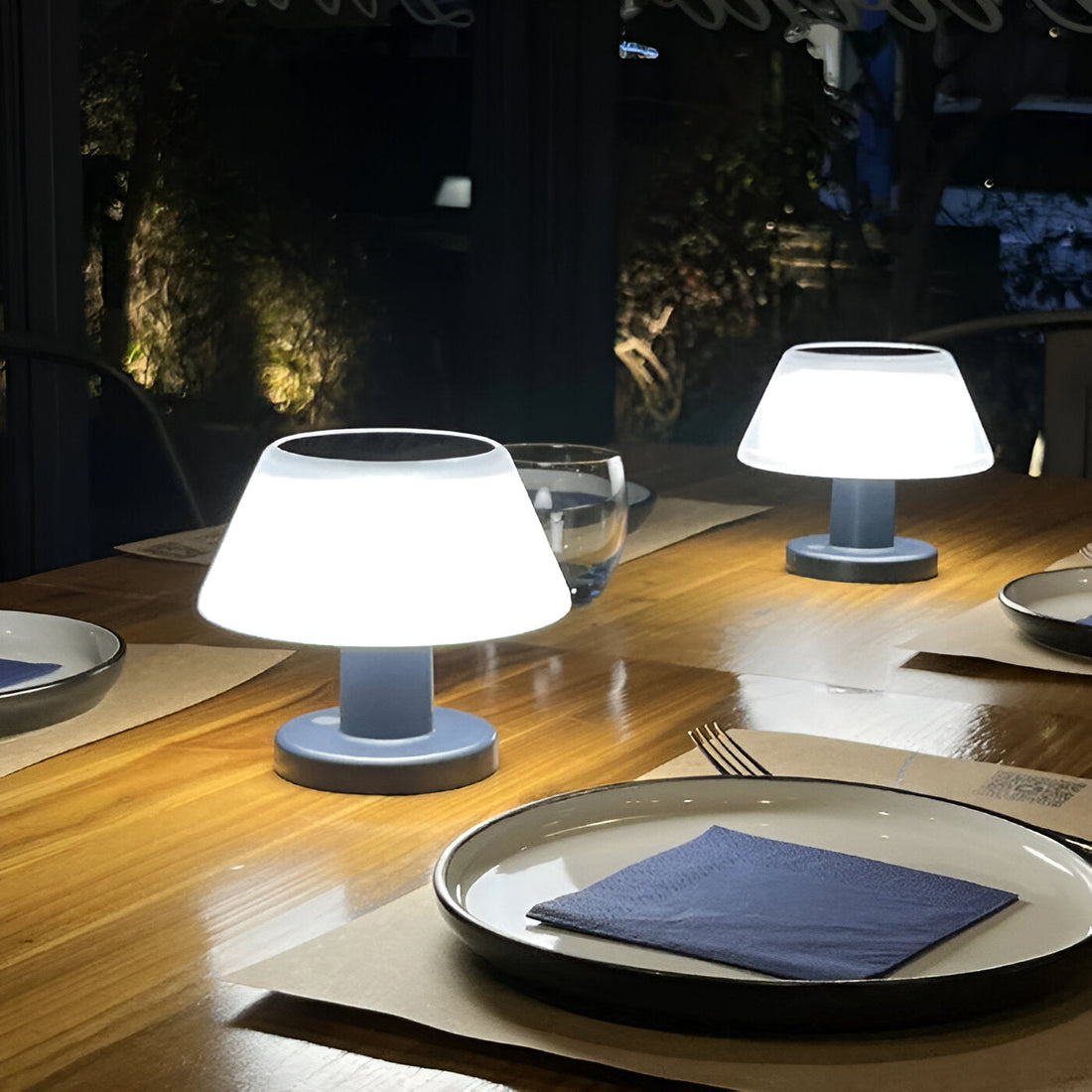 SolarPixie - Stilig Solarlampa för Inomhus och Utomhus