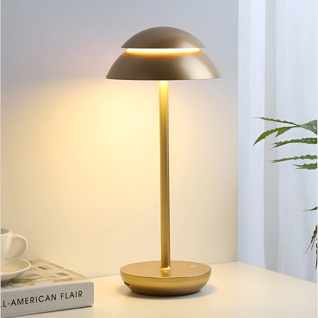 UmbraGlow Slim | Trådlös LED-bordslampa med skärm i minimalistisk design
