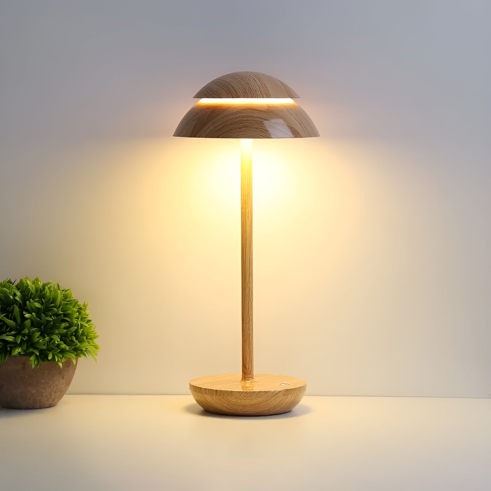 UmbraGlow Slim | Trådlös LED-bordslampa med skärm i minimalistisk design