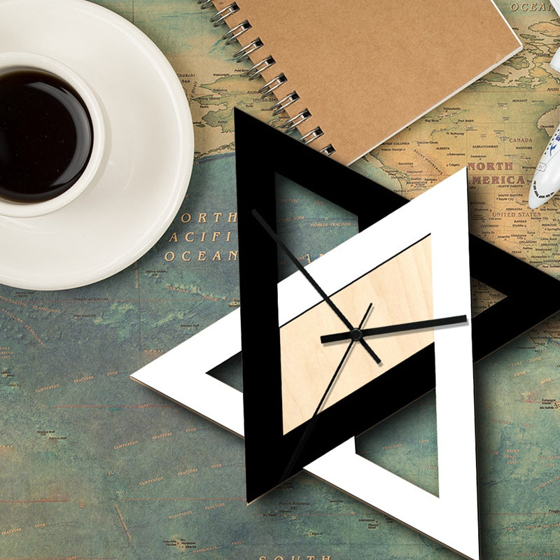 Carvallo - Konstnärlig triade väggklocka med modern stil