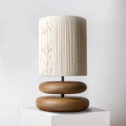 RusticGlow - Valnötsträ Bordslampa med Linnekåpa – Naturlig Belysning för Vardagsrum och Sovrum