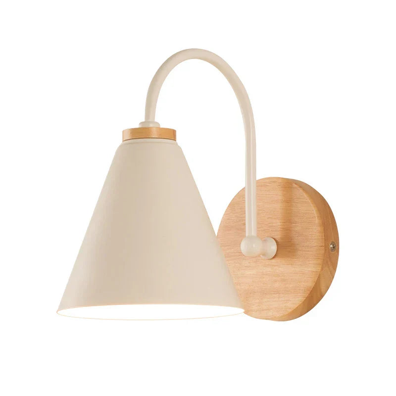 OakShine – Trävägglampa med Varmt Ljus