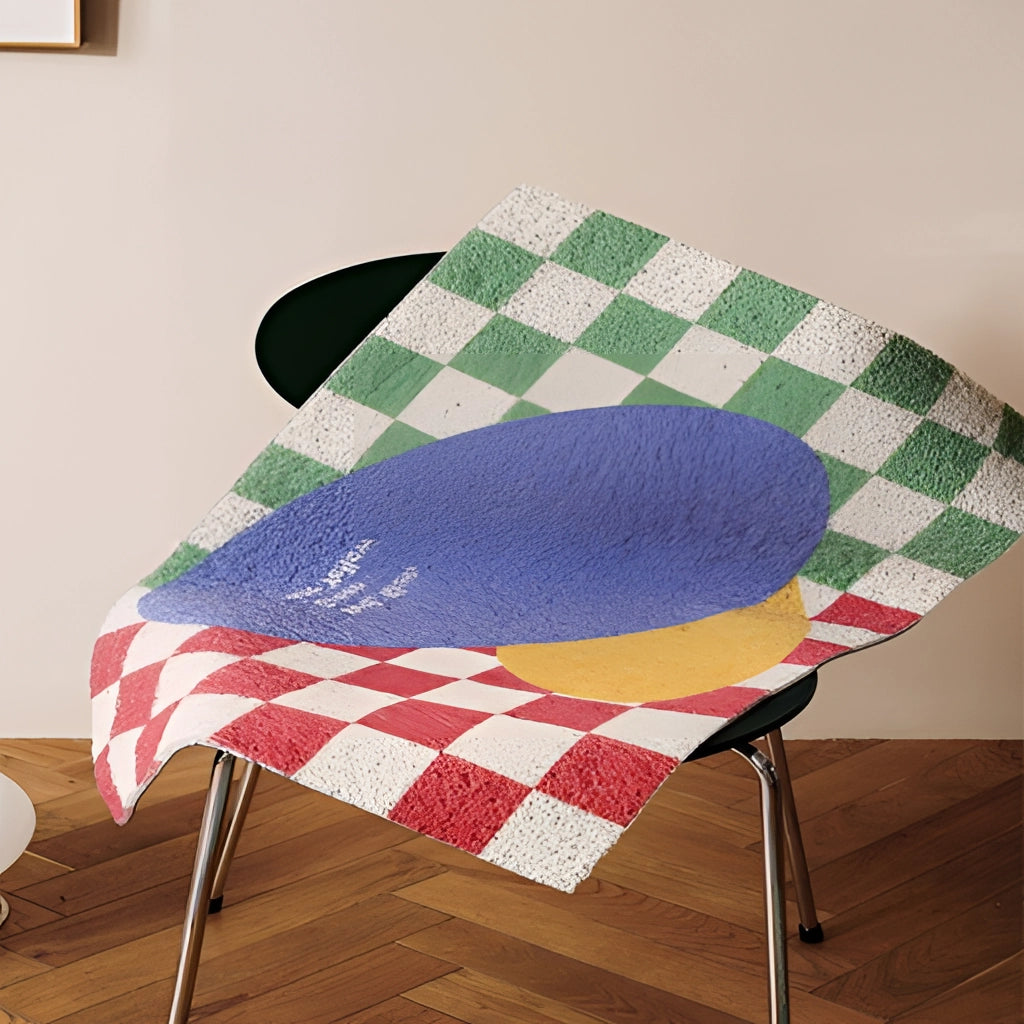 Från &quot;Tillbaka till framtiden&quot; inspirerad geometrisk dörrmatta – Stilren och slitstark entrématta