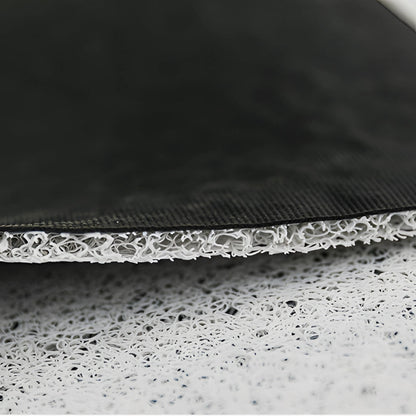 Från &quot;Tillbaka till framtiden&quot; inspirerad geometrisk dörrmatta – Stilren och slitstark entrématta