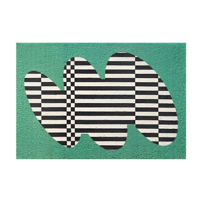 Från &quot;Tillbaka till framtiden&quot; inspirerad geometrisk dörrmatta – Stilren och slitstark entrématta
