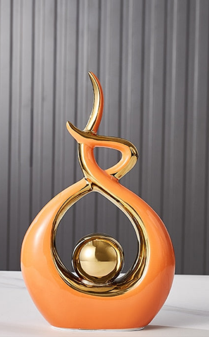 Abstrakt Keramisk Skulptur | Modern Inredning med Guld Accenter | Hylla eller Skrivbordsornament