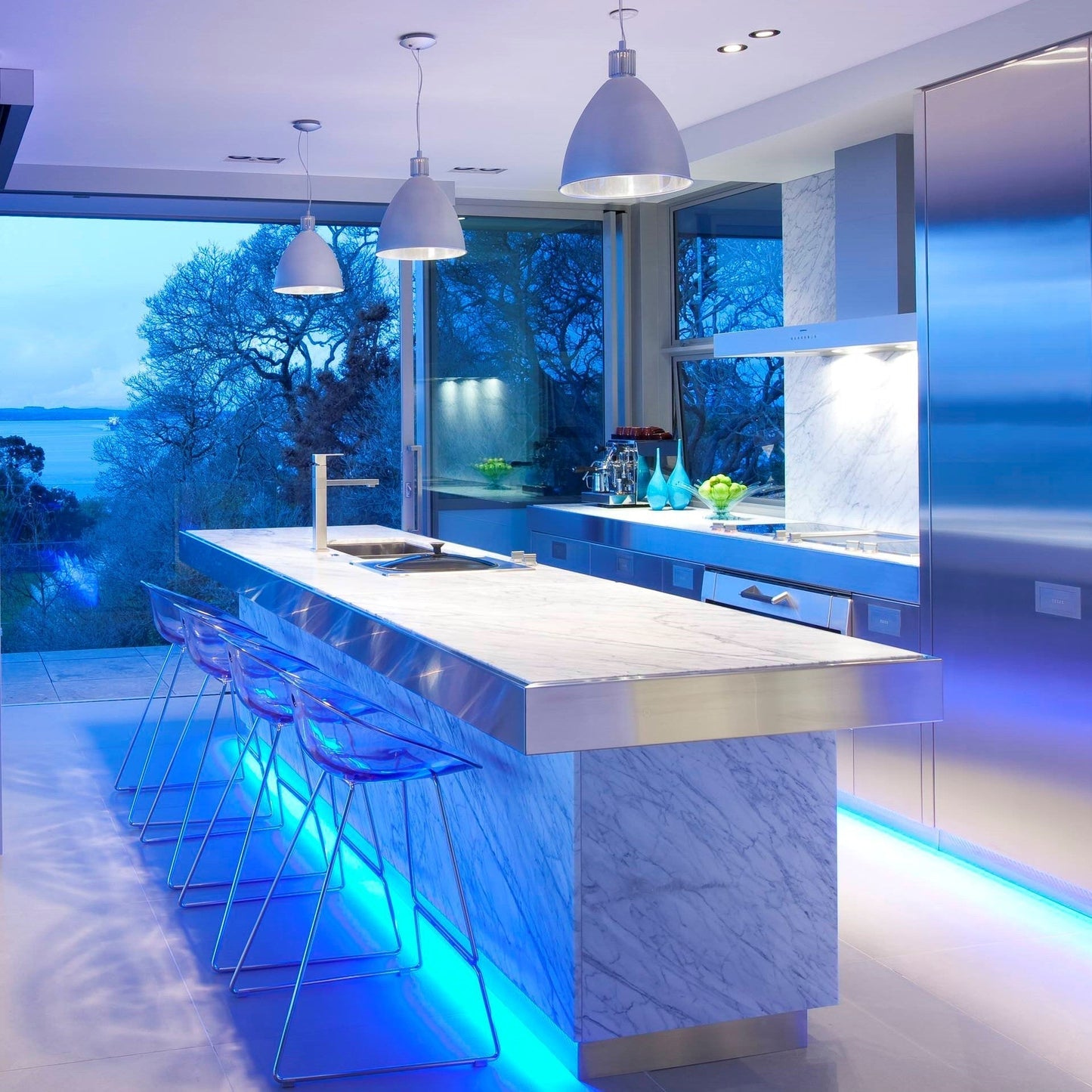 Carvallo – Allsidig LED-ljusslang med fjärrkontroll för atmosfärisk belysning