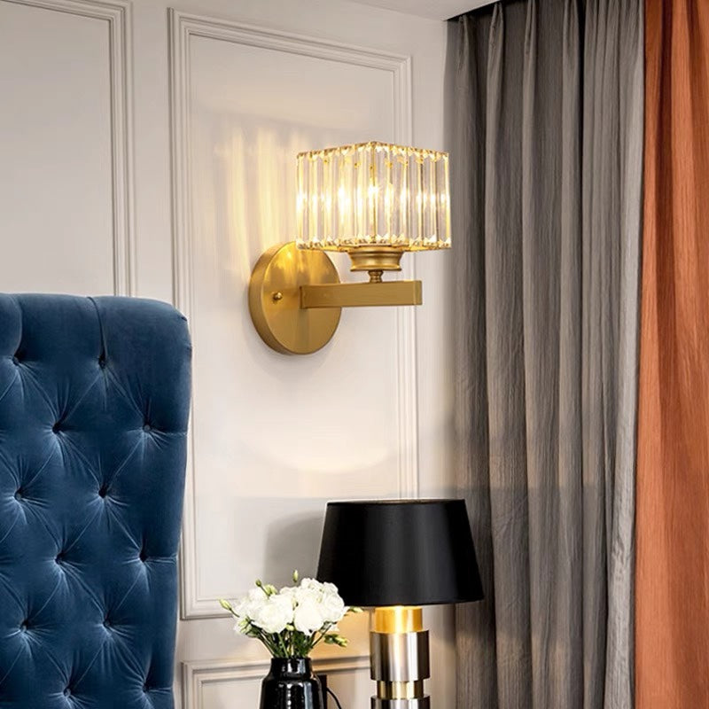 Crystal Hallway Wall Light | 5.9″×9.4″ | Järn‑Kristall Armatur | Hårdkopplad | Brick by Brick