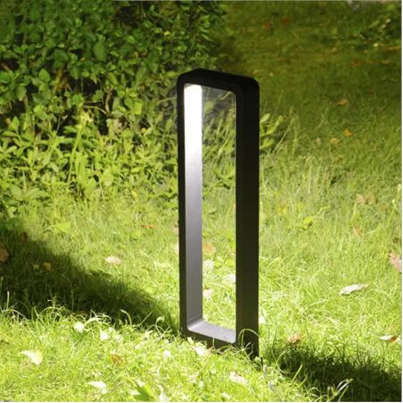 LuxiLicht -Elegant Aluminium Stående Utomhuslampa