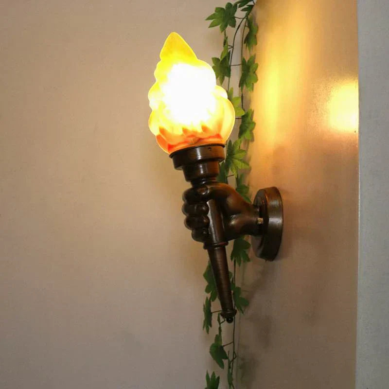 TorchGlow - Industrivägglampa i Vintage Stil – Kreativ Vägglampa